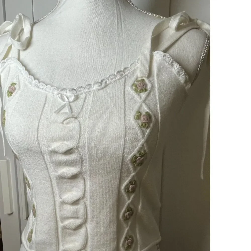 UO Kimchi Blue Gigi Sweater Cami in Ivory Size Large Nwot Coquette Cottagecore - Picture 9 of 10